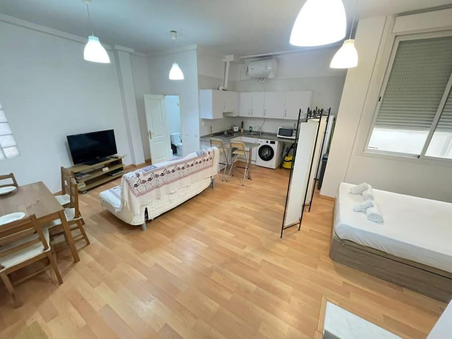 Nice Flat In Atarazanas - Souv Μάλαγα Εξωτερικό φωτογραφία